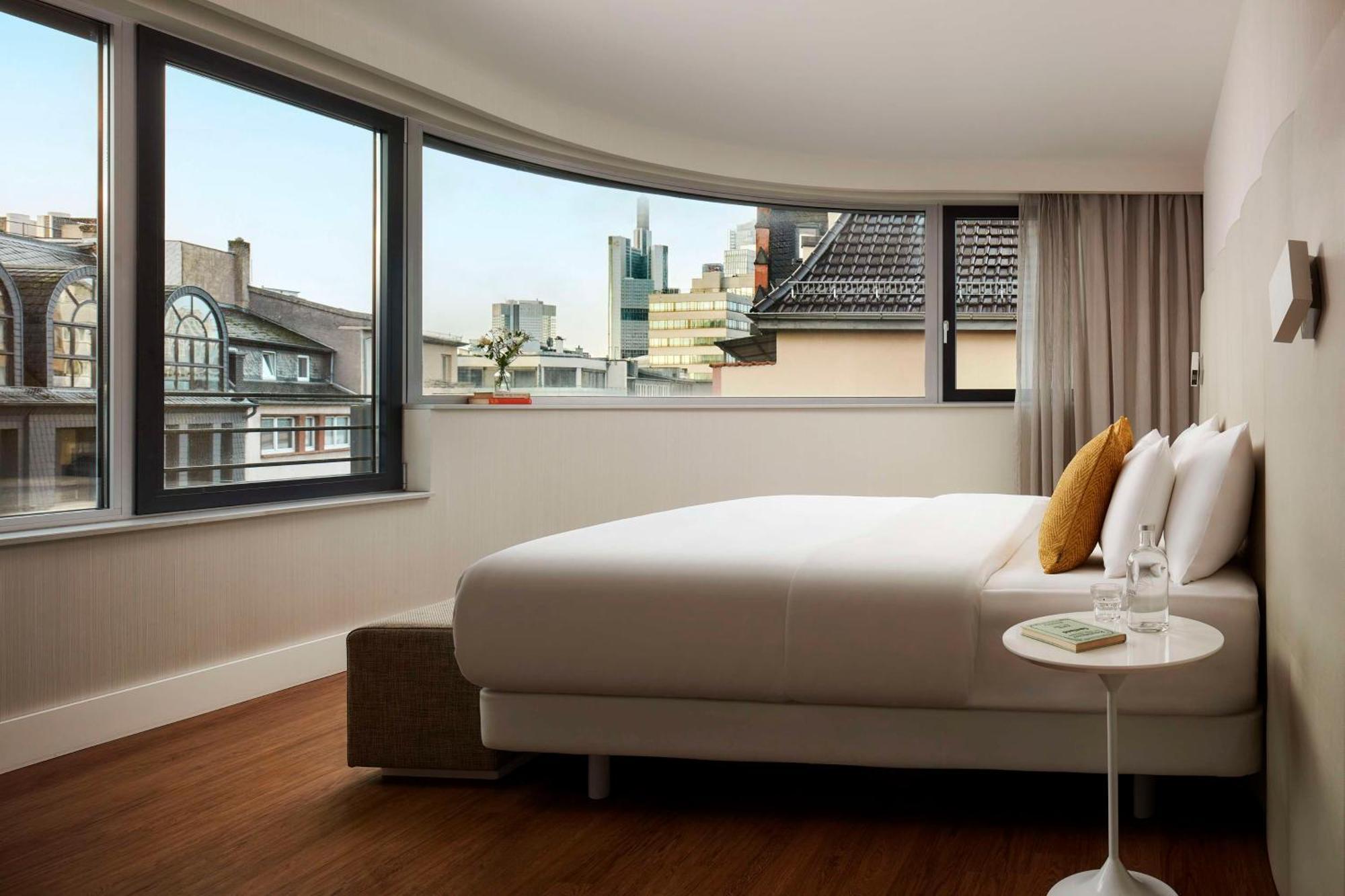 Suite Extra Beds,1632205521:JPEG
